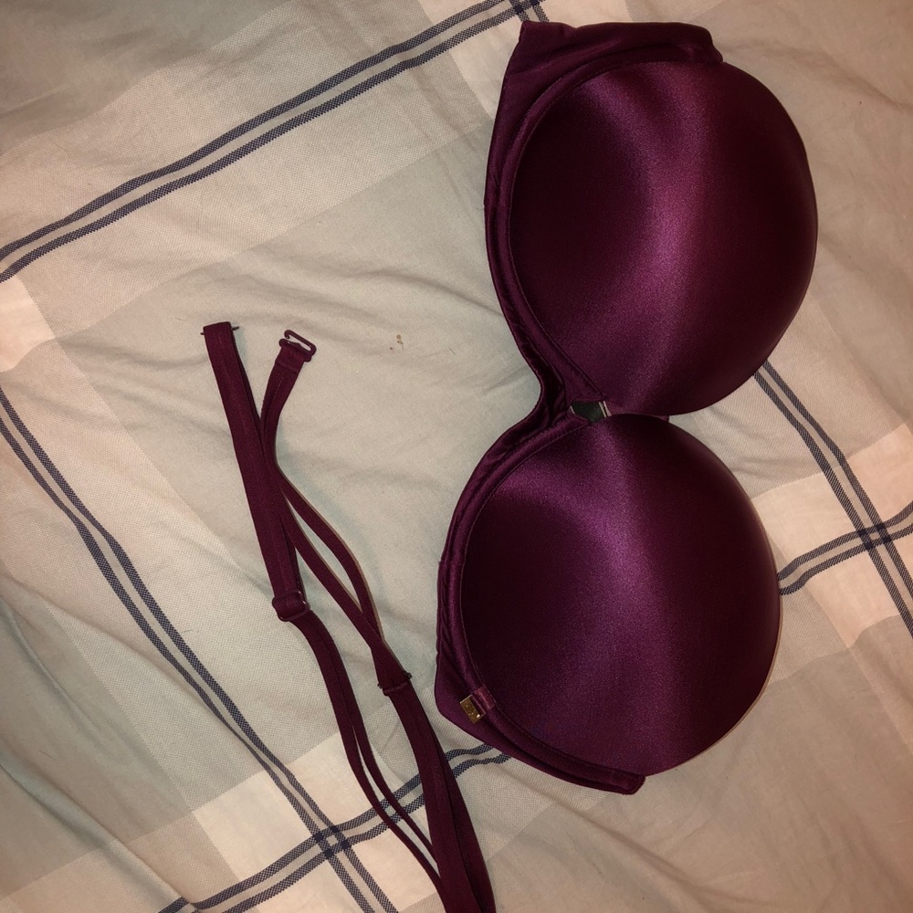 Victoria’s Secret bra